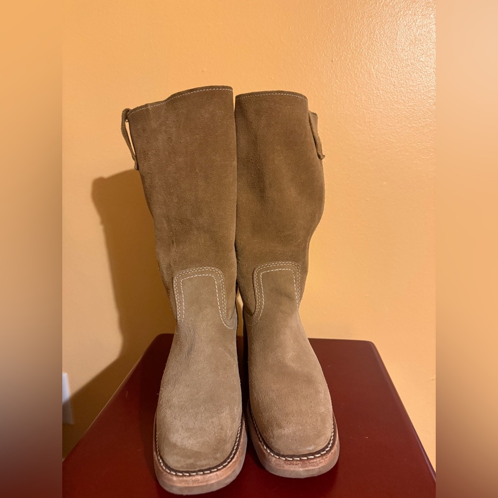 Campus 12R Frye Boots Wmns 7
